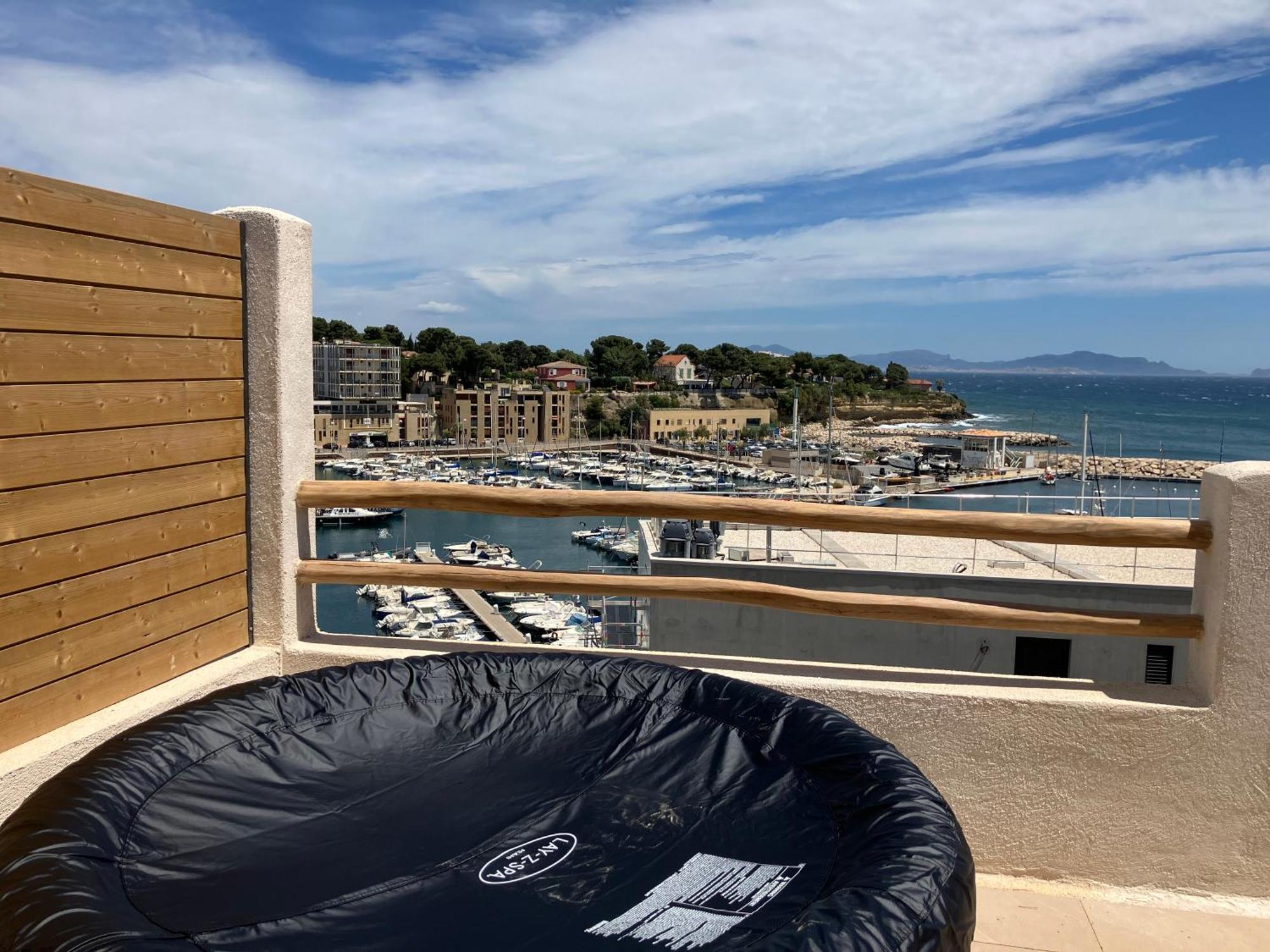 Апартаменти T2 Vue Sur Le Port Jacuzzi Terrasse Et Parking Каррі-ле-Руе Екстер'єр фото