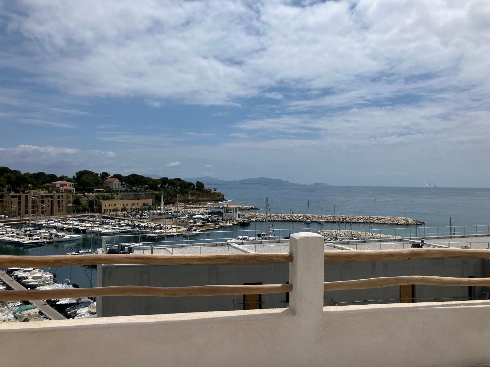 Апартаменти T2 Vue Sur Le Port Jacuzzi Terrasse Et Parking Каррі-ле-Руе Екстер'єр фото