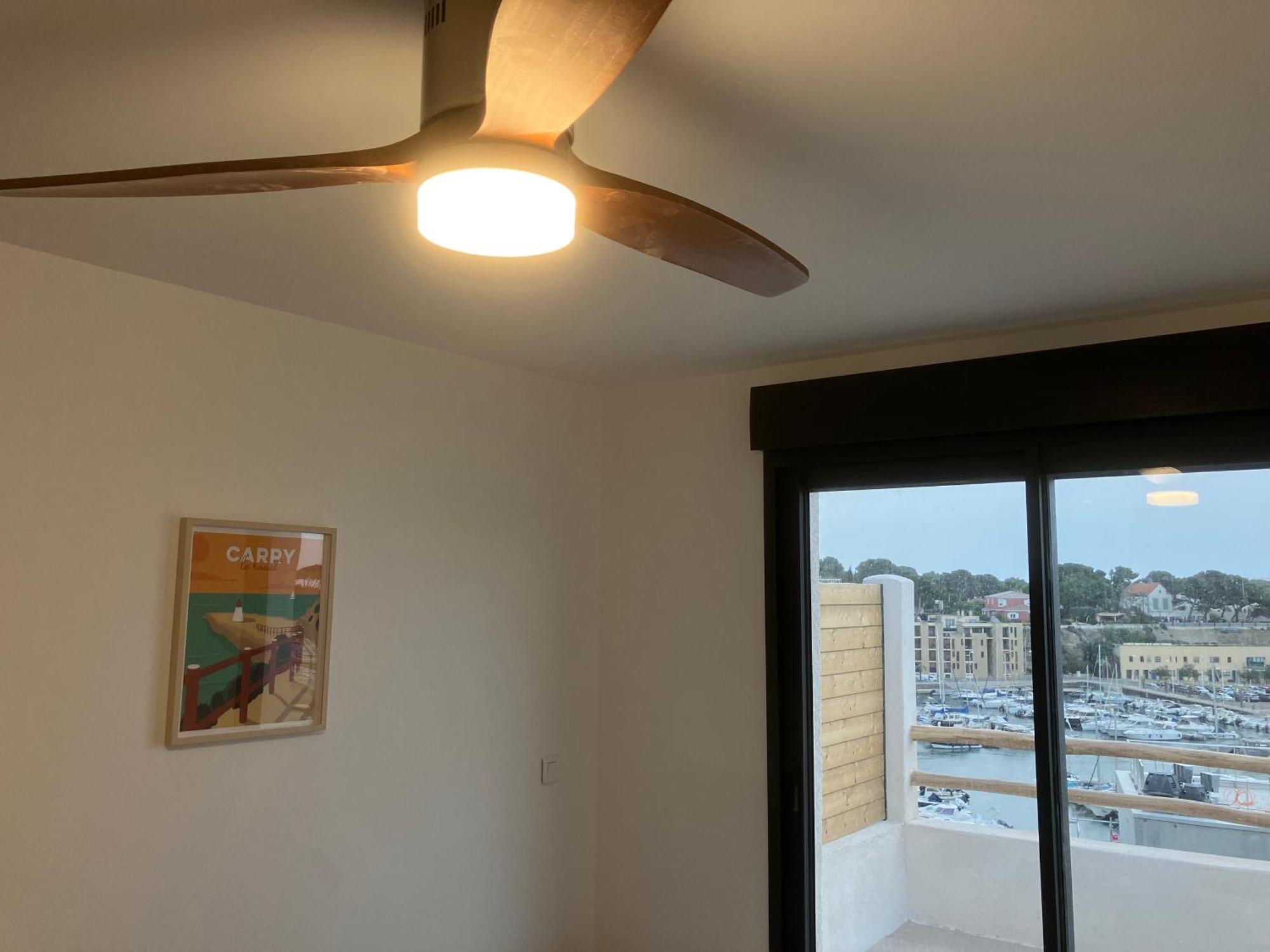Апартаменти T2 Vue Sur Le Port Jacuzzi Terrasse Et Parking Каррі-ле-Руе Екстер'єр фото