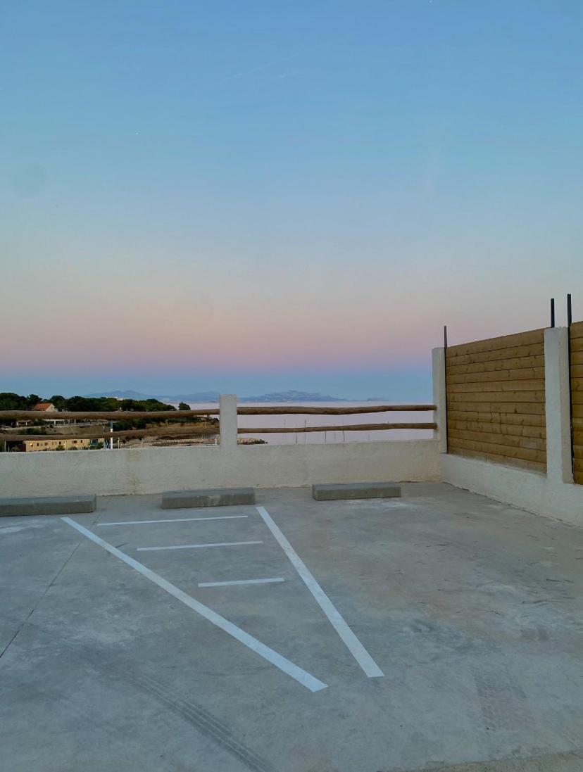 Апартаменти T2 Vue Sur Le Port Jacuzzi Terrasse Et Parking Каррі-ле-Руе Екстер'єр фото